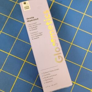Glossmetics Dewy Hydrated Lightweight Moisturizer 45ml New Sealed Box